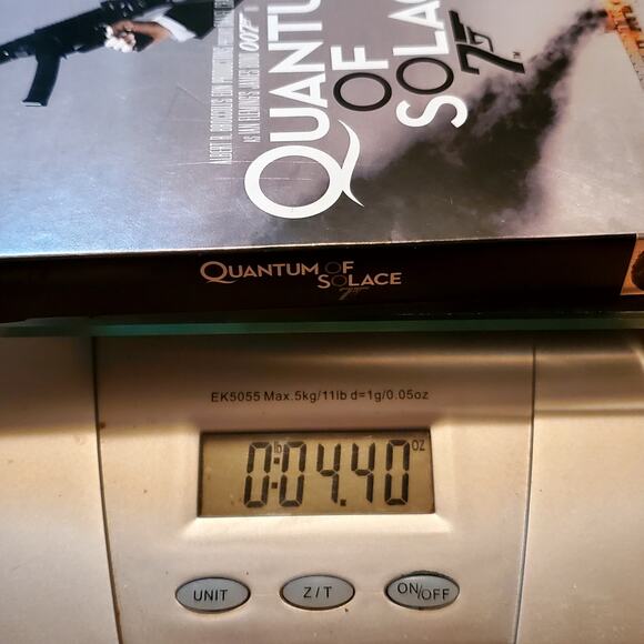 Quantum of Solace Two-Disc Special Edition - Picture 6 of 6